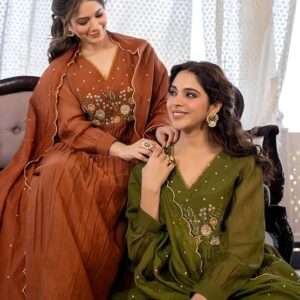 Nermosa Women Embroidery Solid Anarkali Kurta and Pant Set with Dupatta